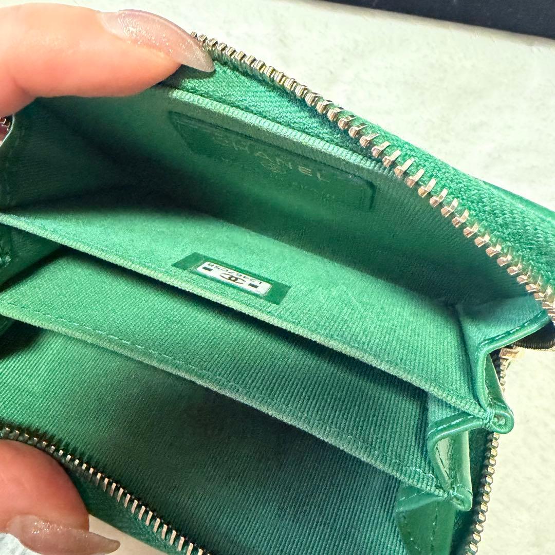 CHANEL シャネル19 ミニ財布 カードケース 緑 グリーン