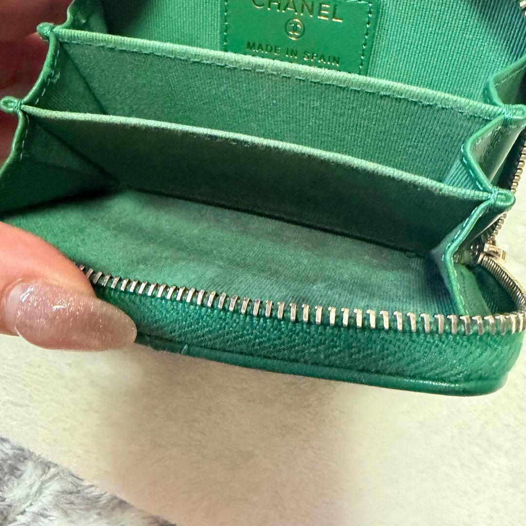 CHANEL シャネル19 ミニ財布 カードケース 緑 グリーン