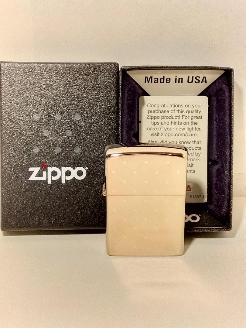 ZIPPO　ハイベーシック　ピンクミラー　未使用　　ごく浅　エッチング　両面加工