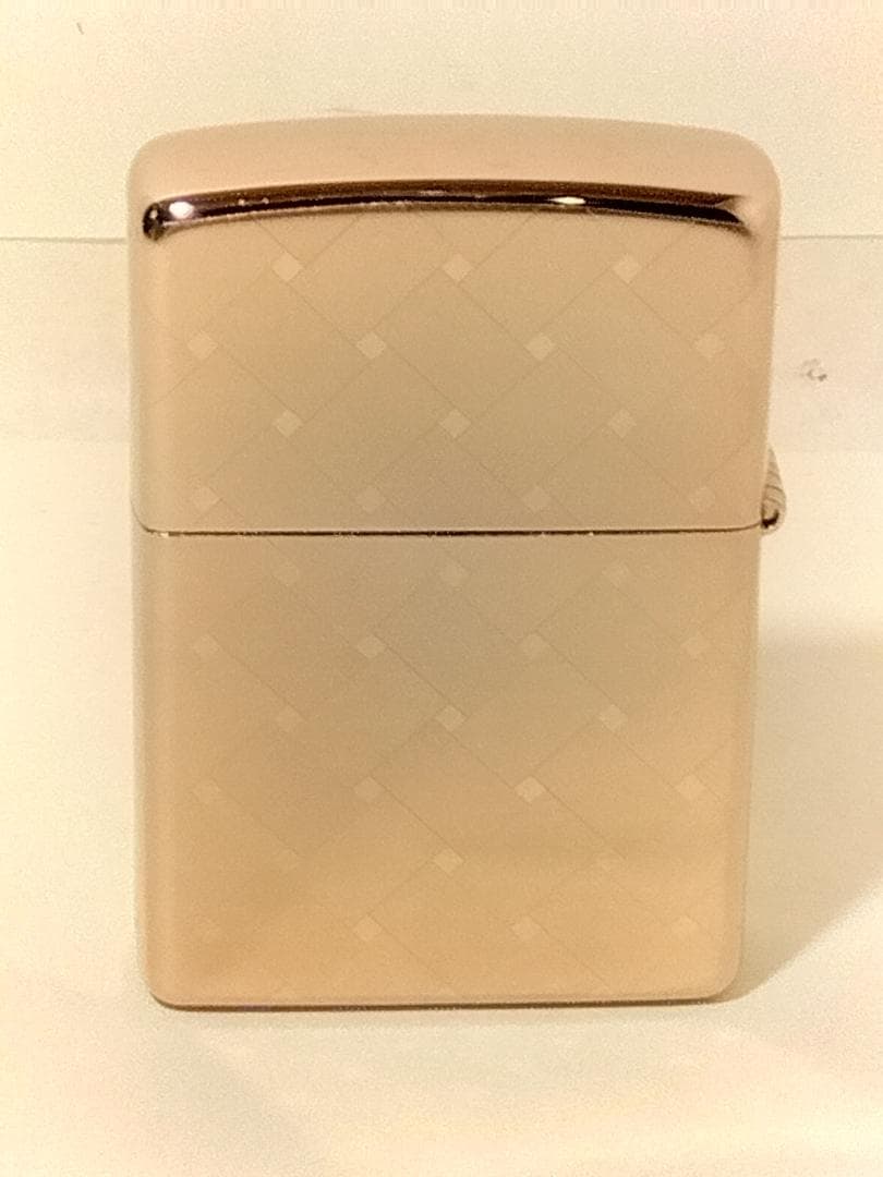 ZIPPO　ハイベーシック　ピンクミラー　未使用　　ごく浅　エッチング　両面加工