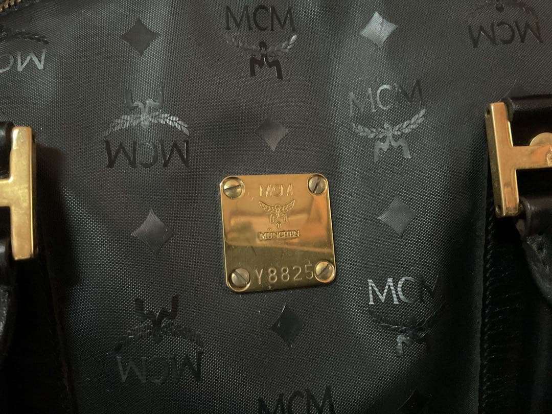 MCM（エムシーエム） ボストンバッグ／ハンドバッグ ショルダーストラップ付き