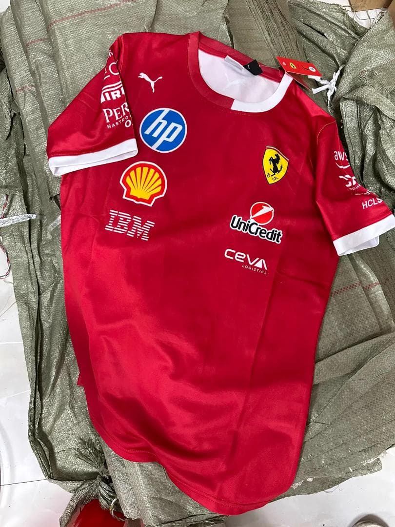 Formula 1 Ferrari Team Tシャツ 赤 Puma