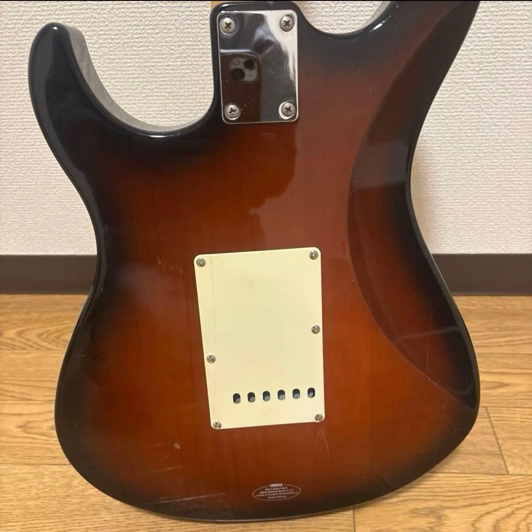 ギター Yamaha Advanced Form YGS 112T