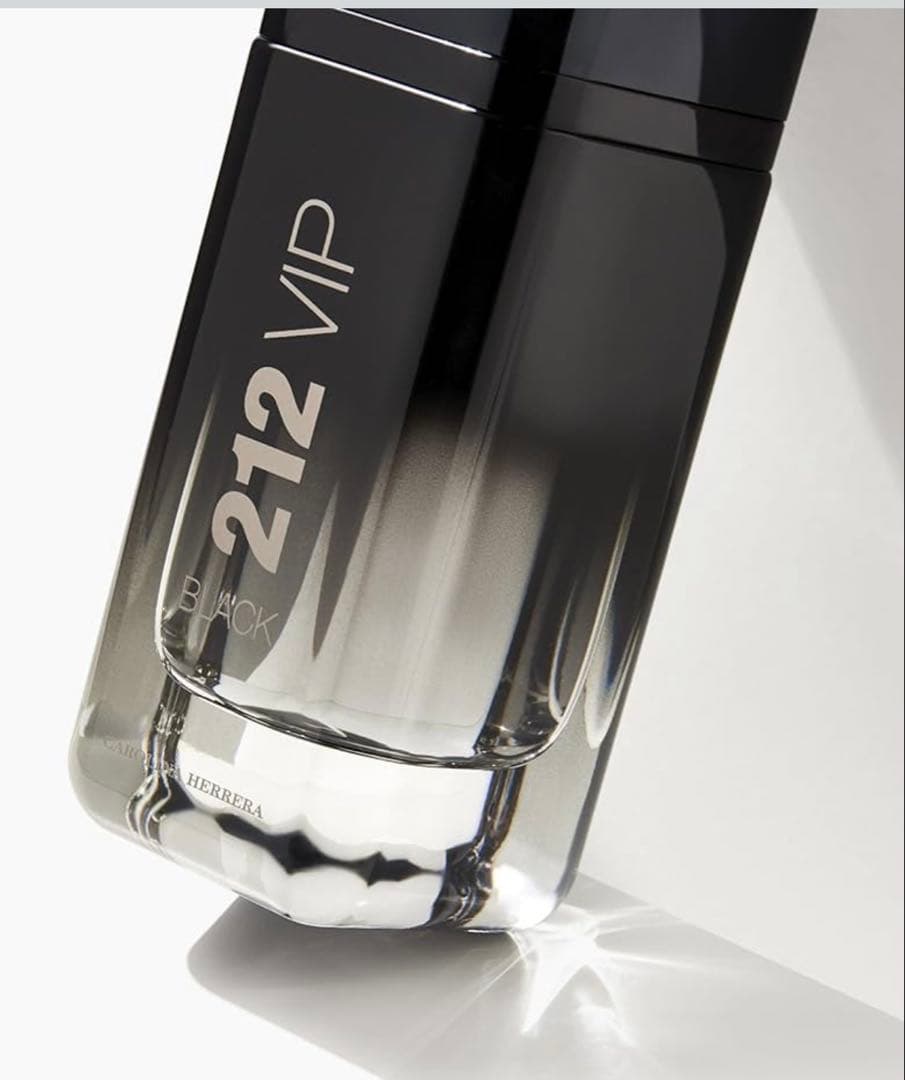 香水(男性用) 212 VIP Black by Carolina Herrera 200ml