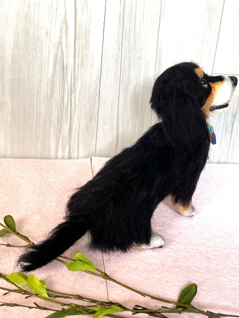 ちくたく　羊毛フェルト犬　 コーギー×コッカー＝バーニーズ？
