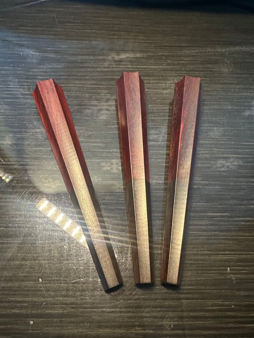 【新品美品】三味線　糸巻き　紅木(宇柄、6.0分)未削品