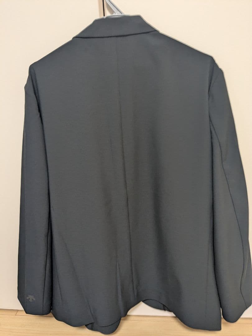 DESCENTE ALLTERRAIN I/O ブラックテーラードジャケット