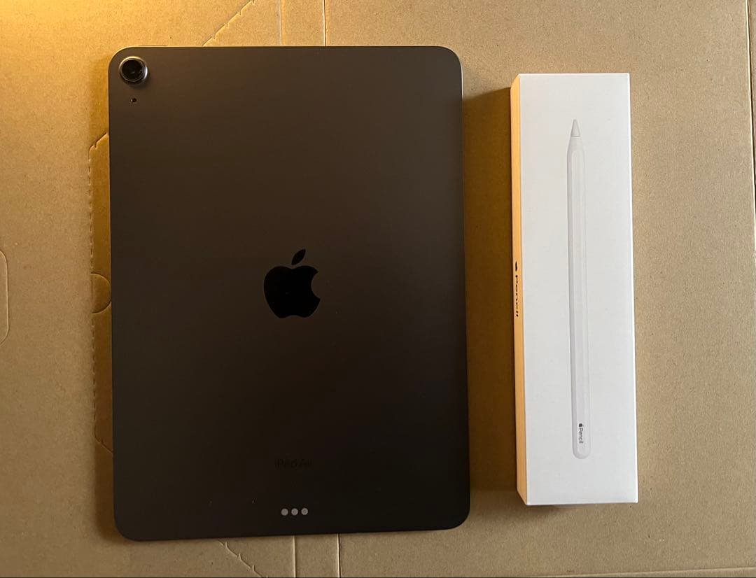 iPad Air(M1)第5世代64GBとApple pencil第2世代セット