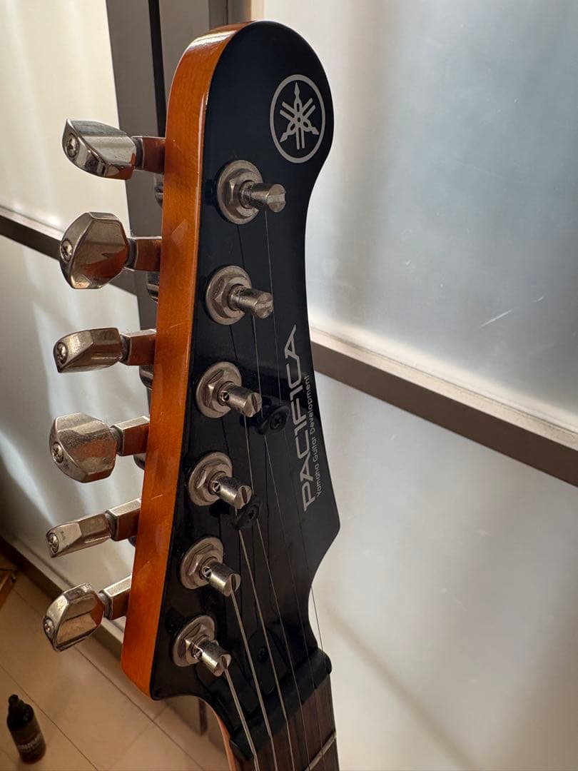 Yamaha PACIFICA 611HFM TBL ケース付き