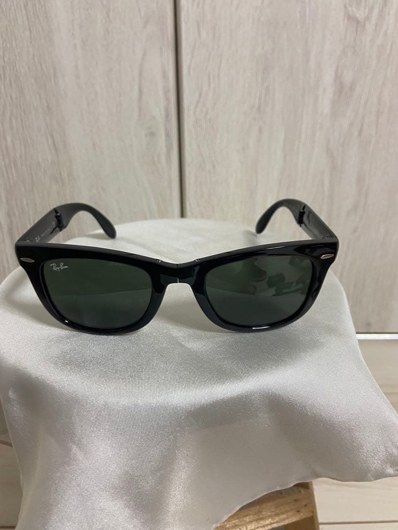 Ray-Ban Wayfarer RB4105 フォールディングウェイファーラー