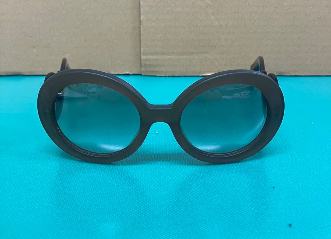 PRADA ミニマルバロック　サングラス　miechan