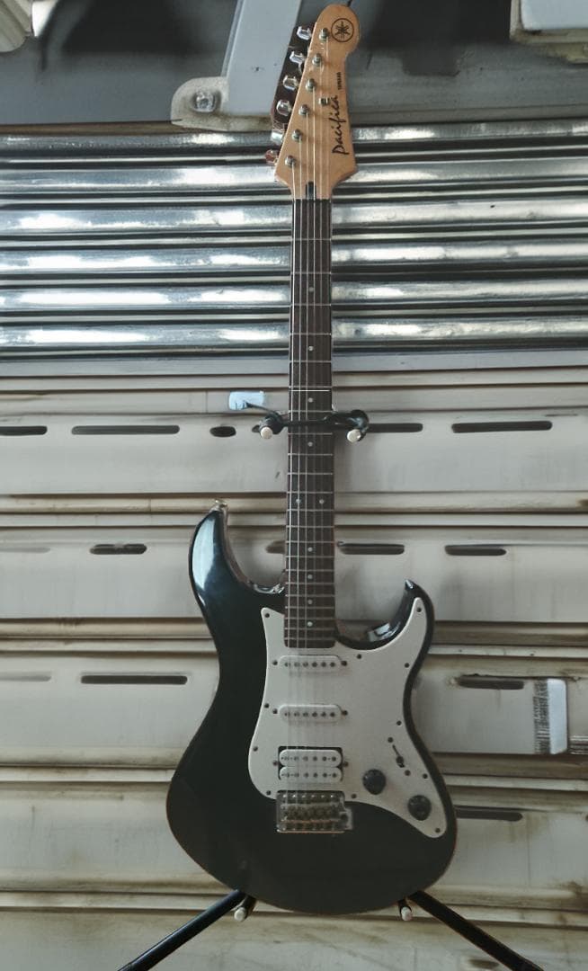 ◇YAMAHA PACIFICA パシフィカギター ストラト 音出し確認済み◇
