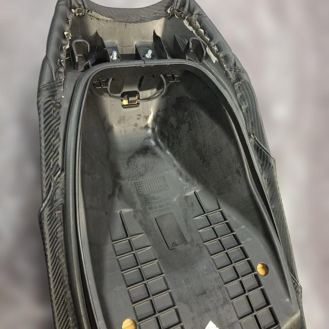 ＰＣＸ１２５（ＪＫ０５）・１６０（ＫＦ４７）エンデュランスカスタムシートタイプＢ