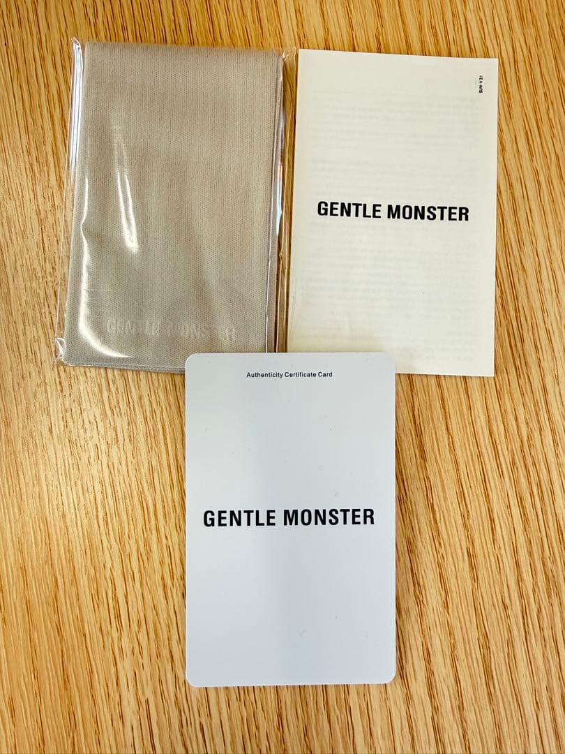 e*s様 【極美品】GENTLE MONSTER ブラック サングラス