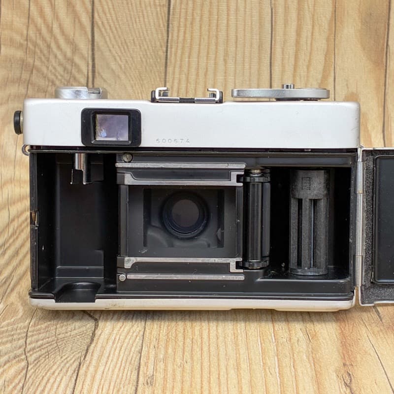 【整備品】KONICA C35 Flash matic コニカ　ケース付