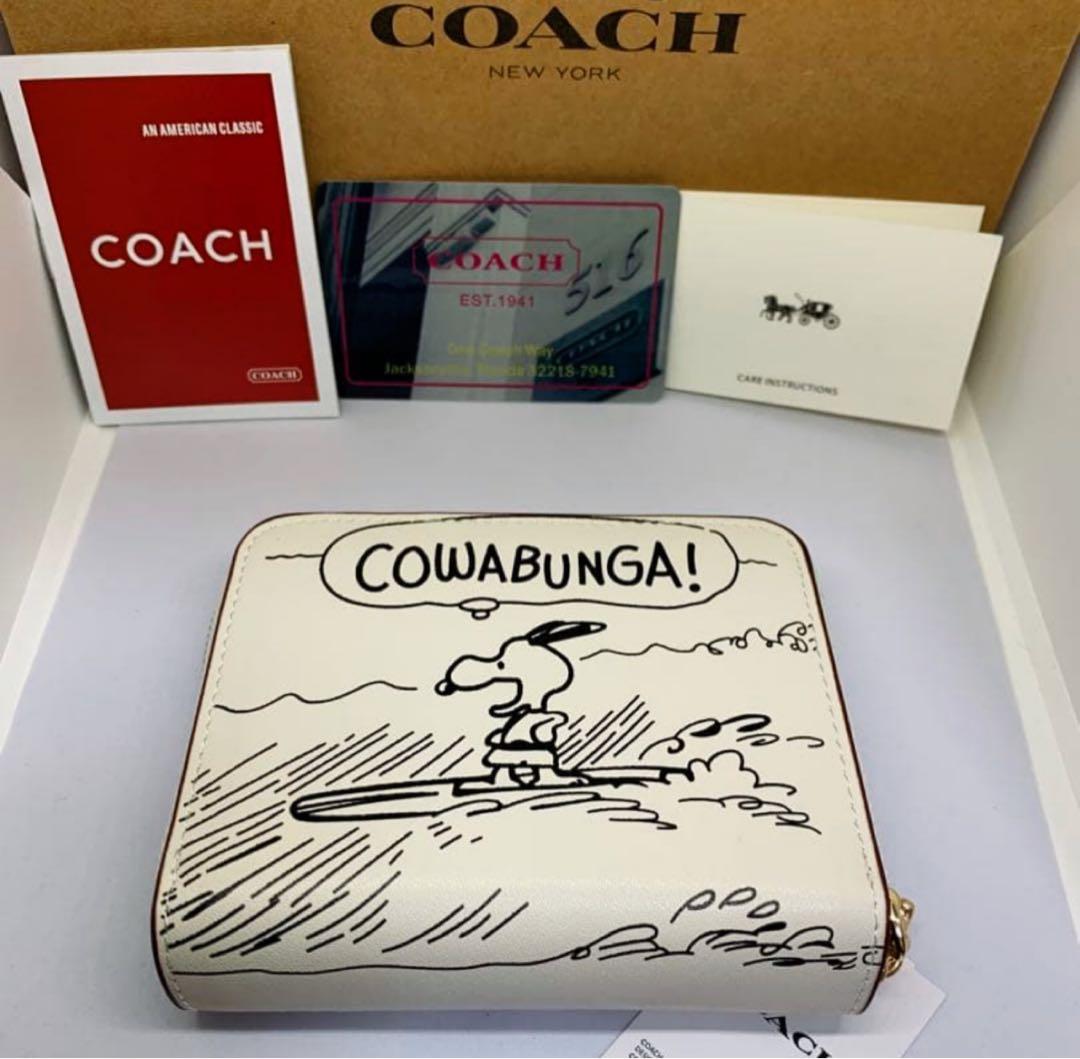 ★COACH スヌーピー 二つ折り財布★新品未使用品★