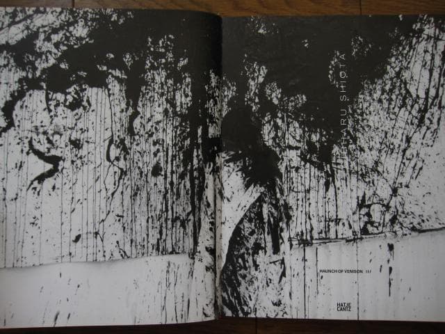 塩田千春　Chiharu Shiota