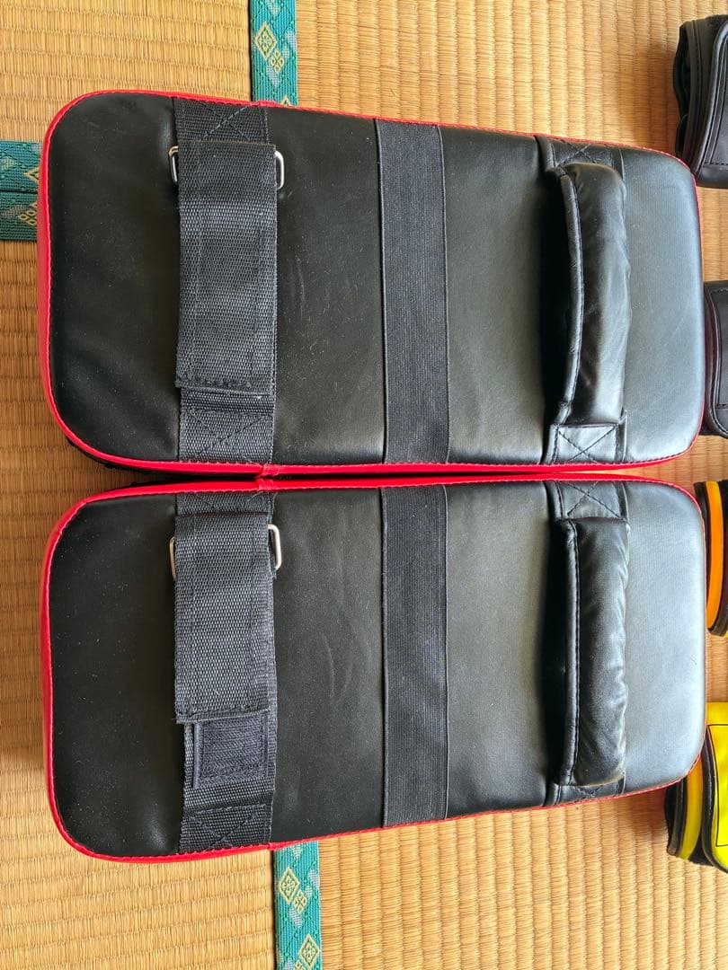 たいよう ボクシンググローブ2組＋キックミット 格闘技トレーニングセット