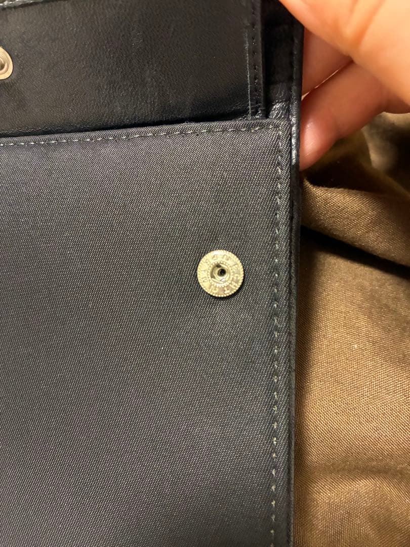 PRADA プラダ 二つ折り財布 ナイロン 丸ロゴ ブラック㉑