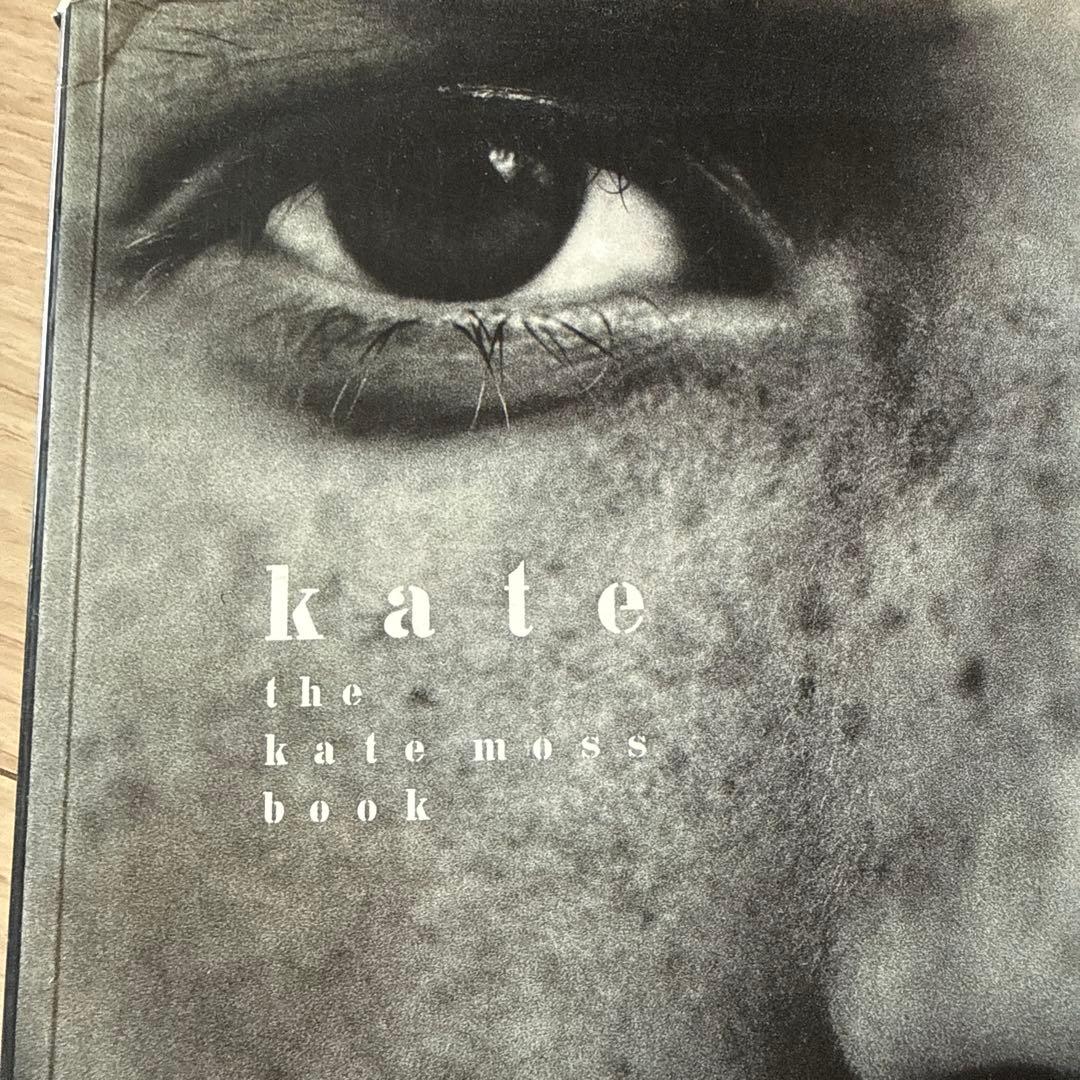 アート・デザイン・音楽 kate the kate moss book
