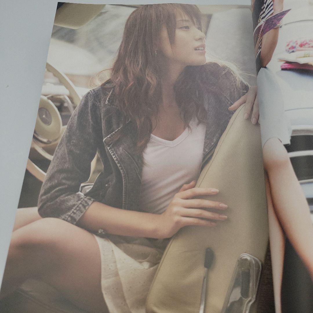 【サイン入り】戸田恵梨香×CECIL Mc BEE コラボ　写真集