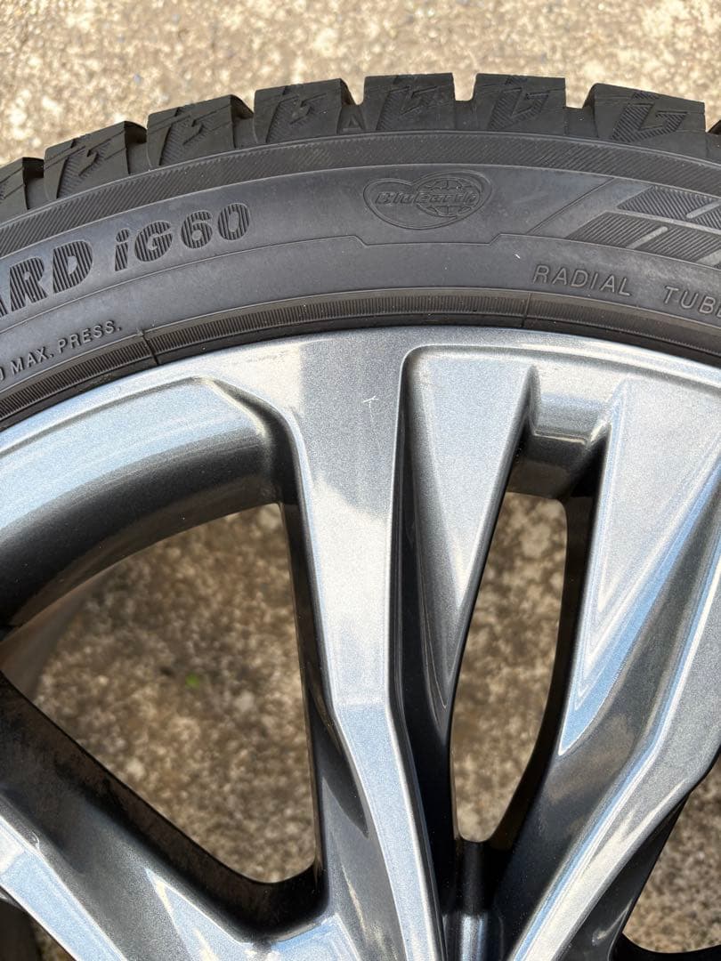 スタッドレス YOKOHAM ICE GUARD 215/45/17 バリ山