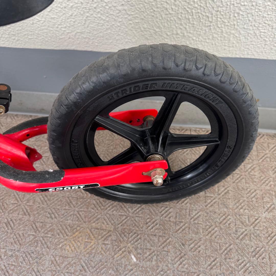 STRIDER ストライダー　スポーツ　イエロー　正規品　12インチ　ST-S4