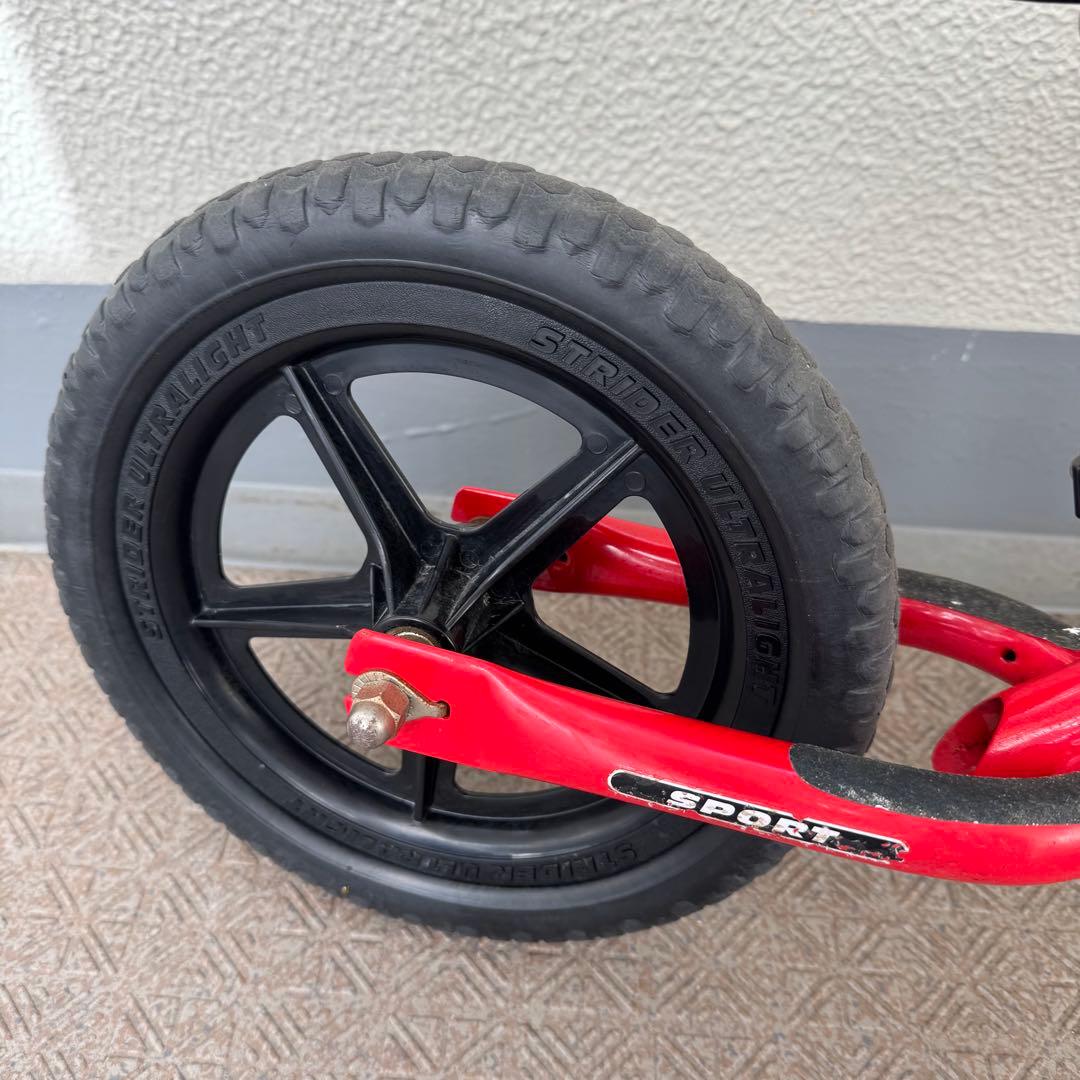 STRIDER ストライダー　スポーツ　イエロー　正規品　12インチ　ST-S4
