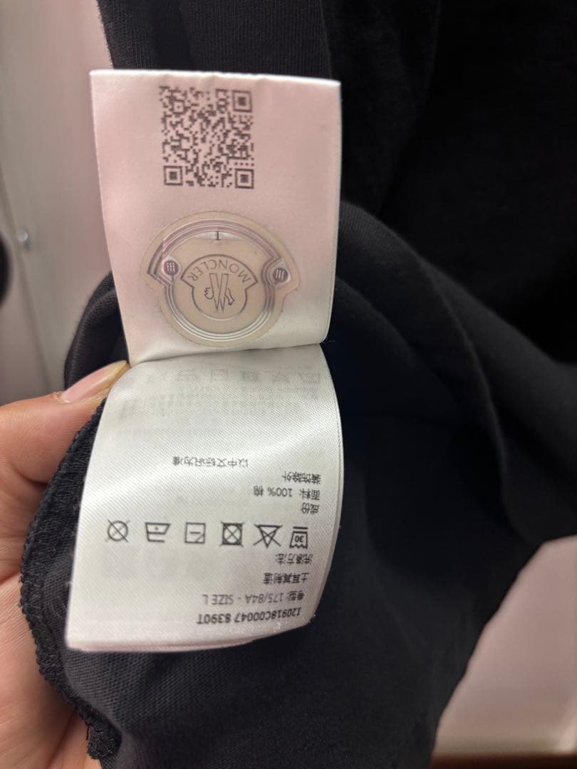 MONCLER ブラック Tシャツ Lサイズ