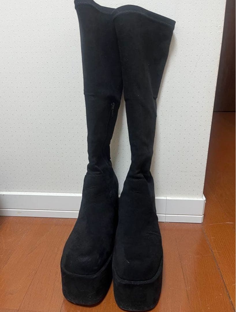 EMODA エモダ バルキープランプフィットブーツ　Lサイズ