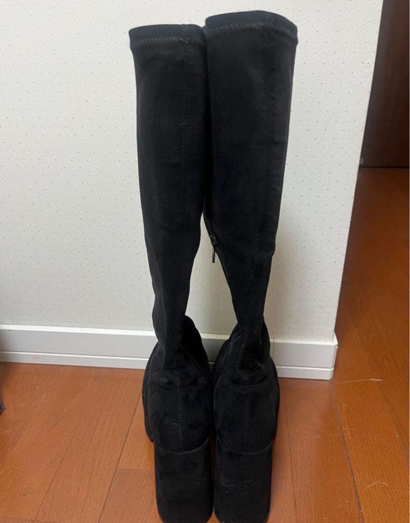 EMODA エモダ バルキープランプフィットブーツ　Lサイズ