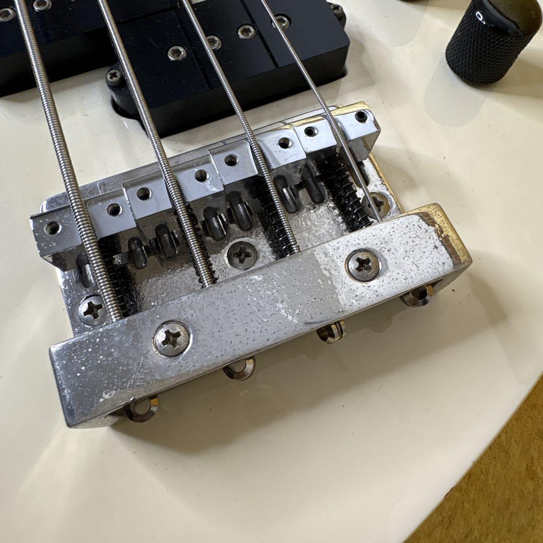 86年テイハツ製　bc rich モッキンバードベース