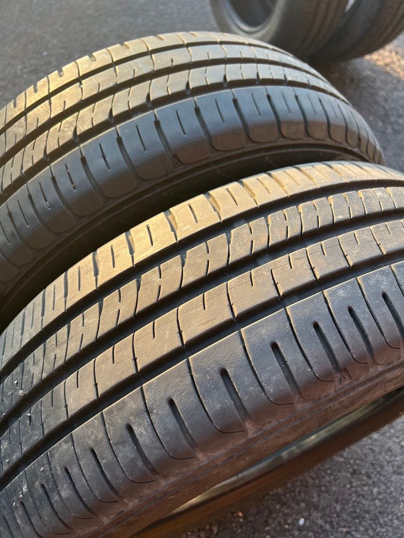バリ山！185/60R15 中古タイヤ4本セット