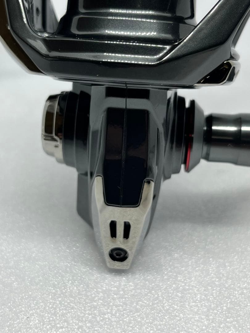【超美品】シマノSHIMANO 24VANFORDヴァンフォード 2500SHG