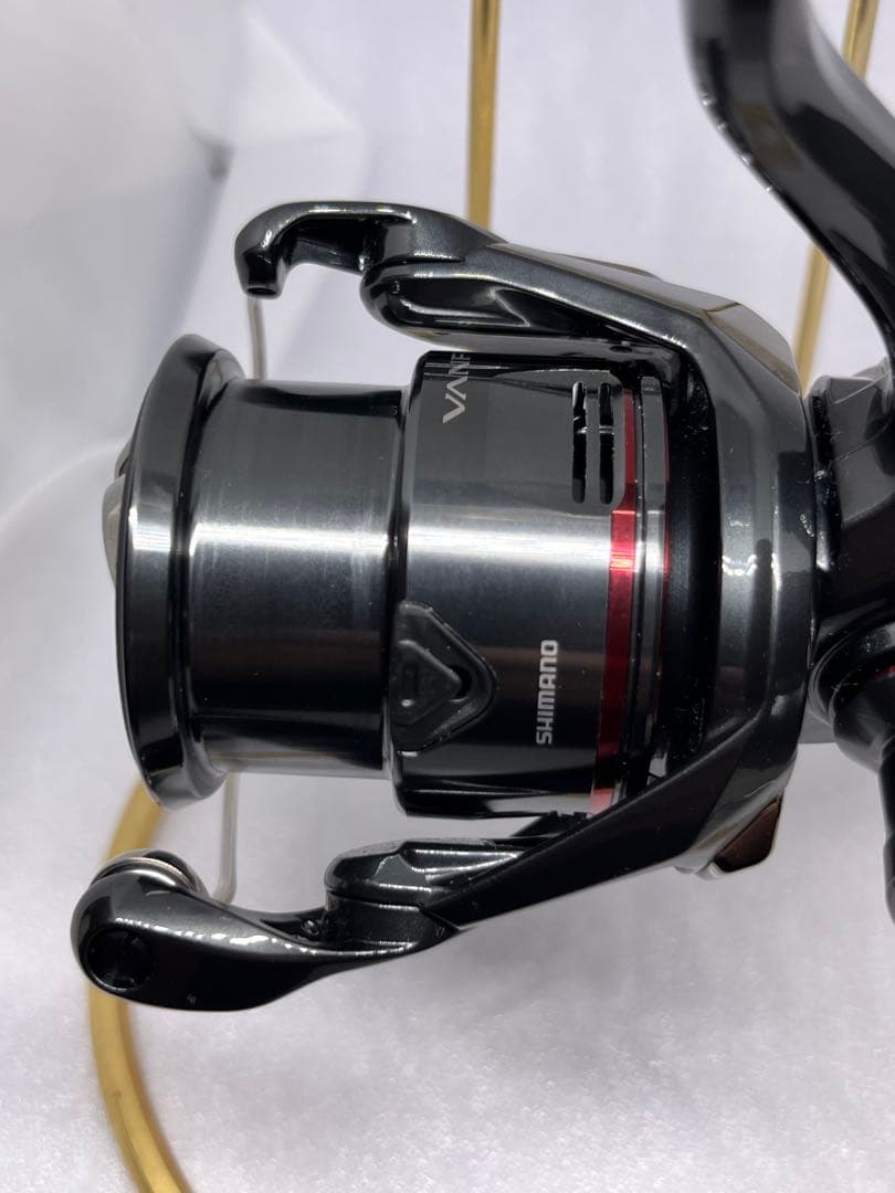 【超美品】シマノSHIMANO 24VANFORDヴァンフォード 2500SHG