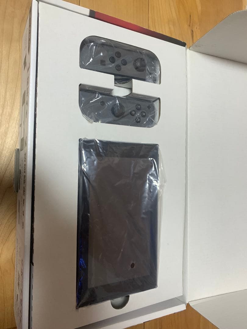 Nintendo Switch 本体 グレー + 64GB SDカード