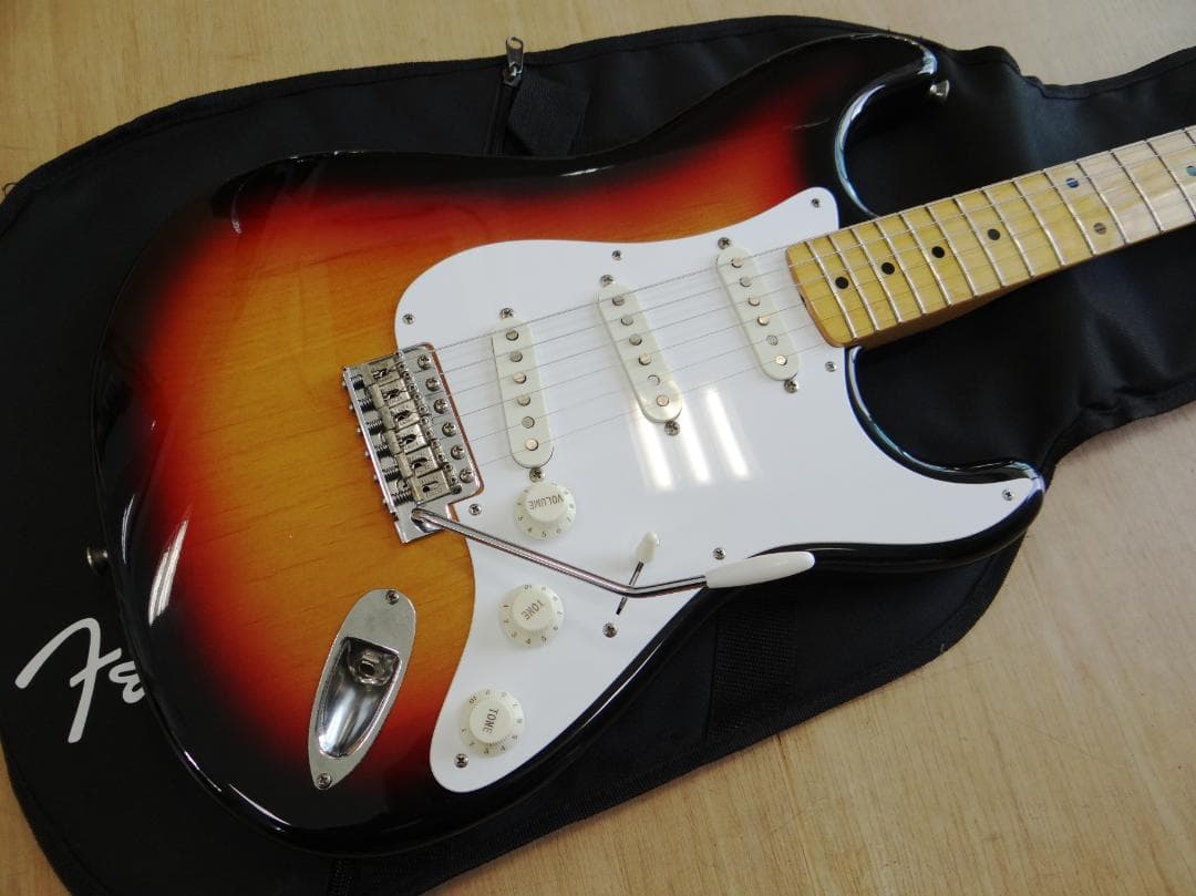 Fender Japan / ST57-95 USA PICK UP 搭載