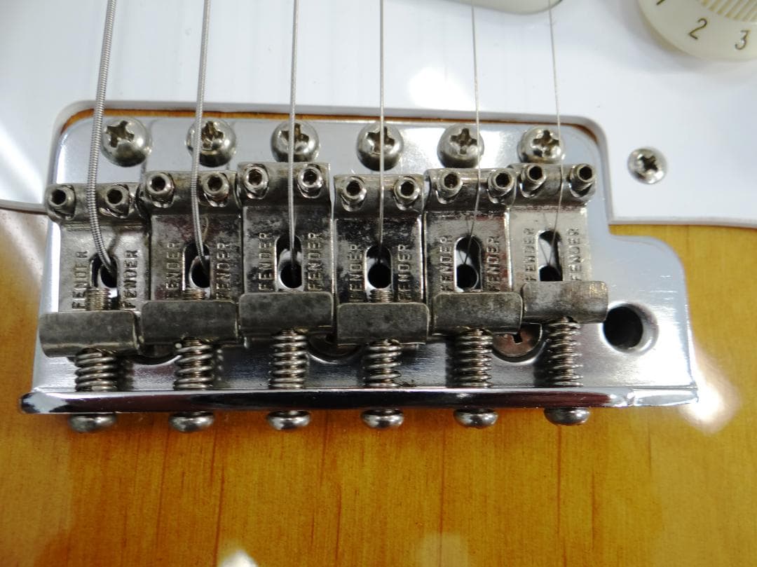 Fender Japan / ST57-95 USA PICK UP 搭載