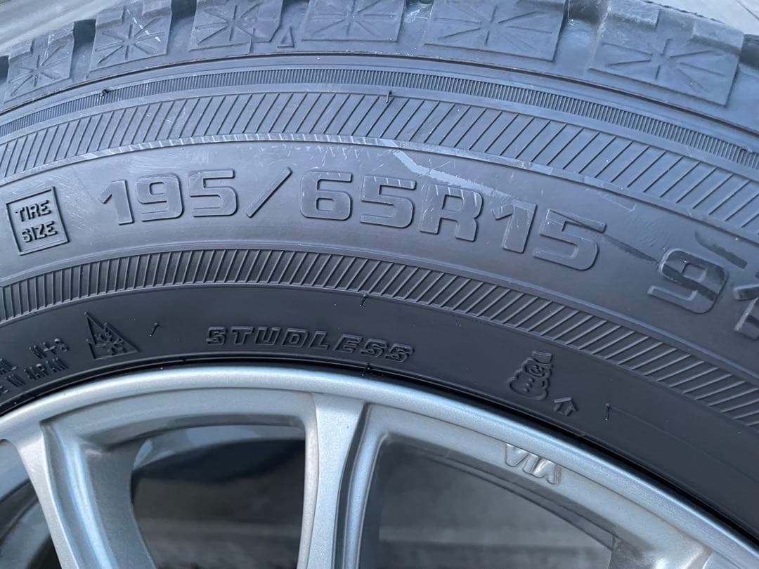 195/65r15 スタッドレスタイヤホイール4本セット