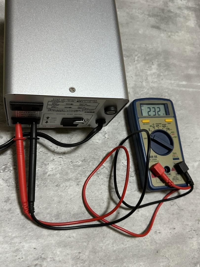 TI-20 海外旅行用変圧器 1500VA 100V/220-240V カシムラ