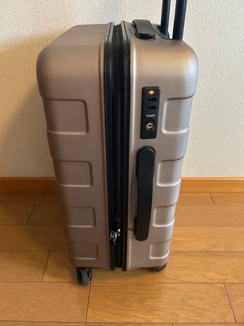 【訳あり美品】　無印　スーツケース36L 機内持ち込み　鍵あり