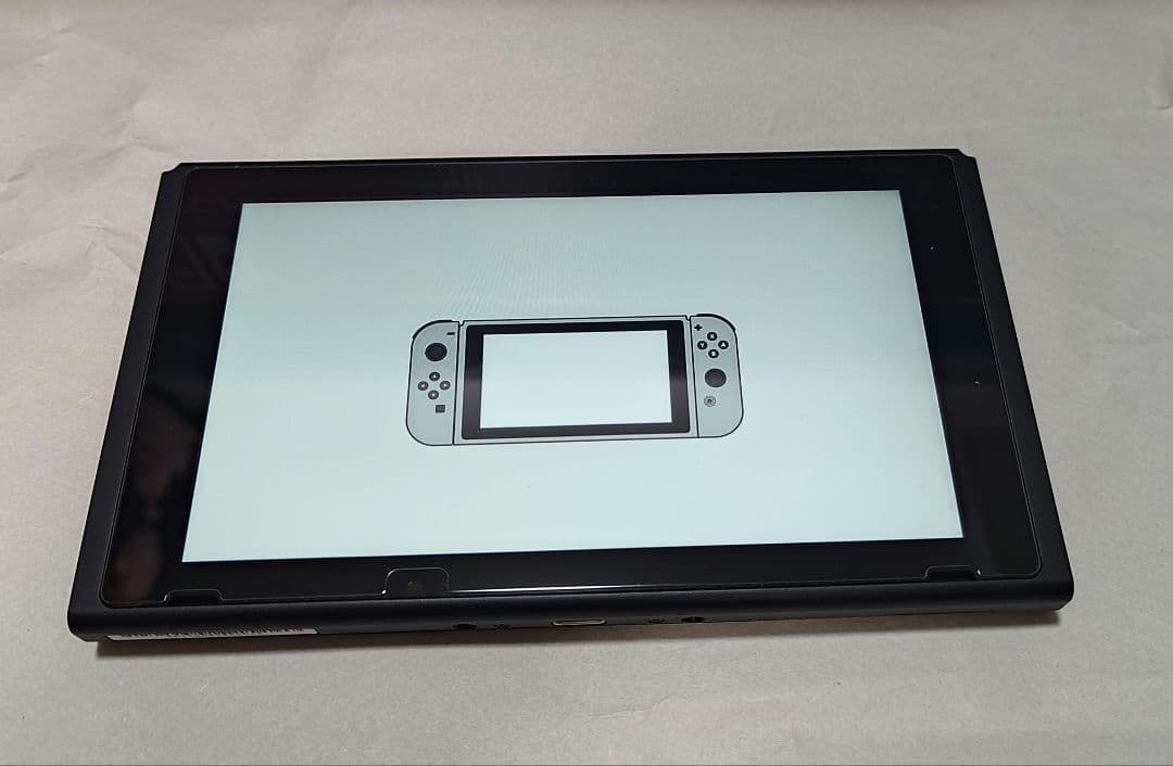 Nintendo Switch 本体 + 付属品（Joy-con無し）
