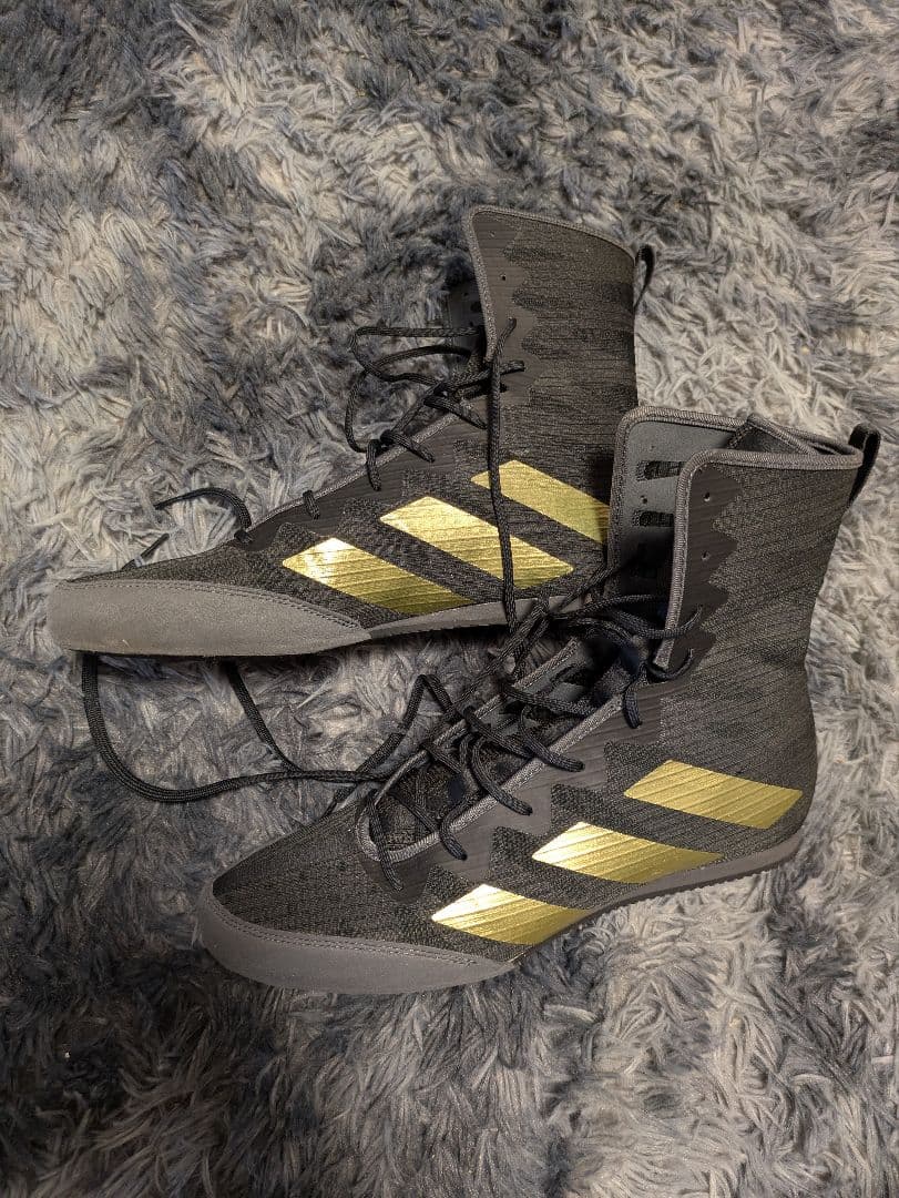 adidas ボクシングシューズ 黒/金 ハイカット