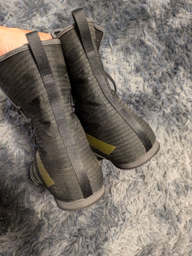adidas ボクシングシューズ 黒/金 ハイカット