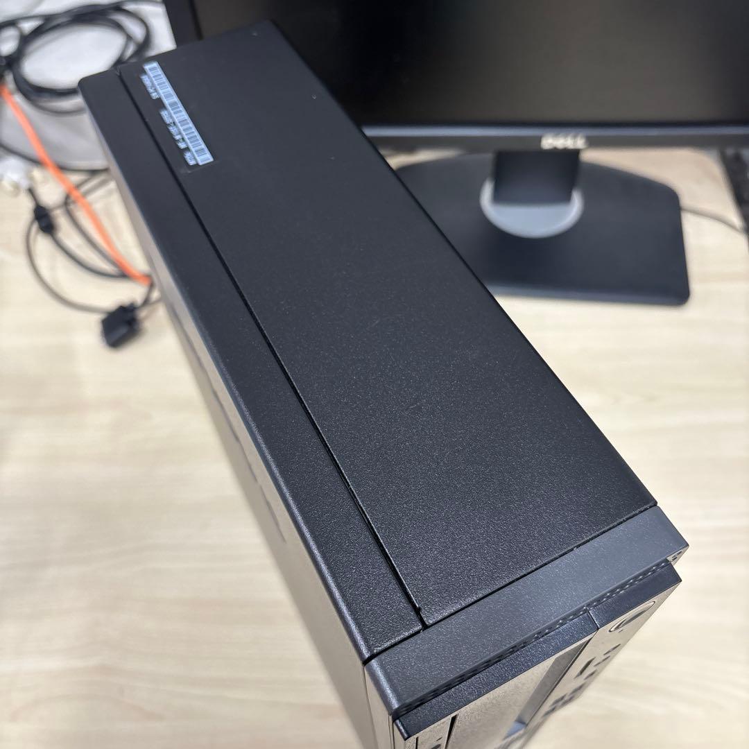 Windowsデスクトップ Lenovo ThinkCentre M720s i5-8400