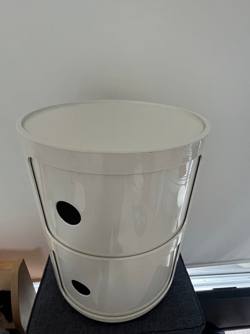 みみずく　商談中　 コンポニビリ　Kartell 2段