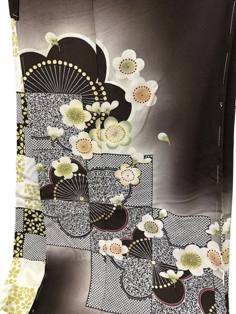 お*様 正絹 振袖 梅 市松 未仕立て品 仮絵羽