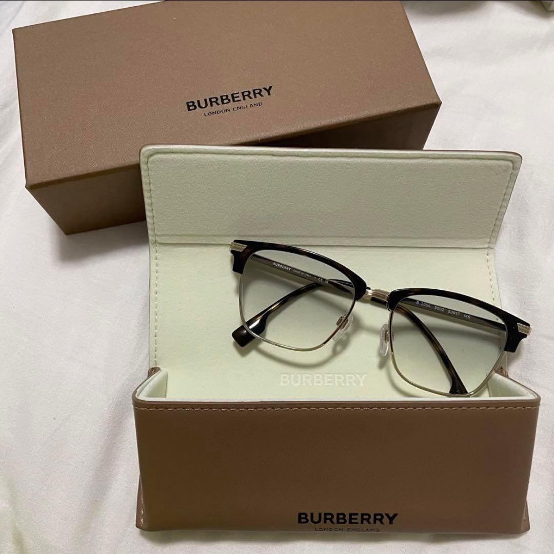 Burberry カラーサングラス