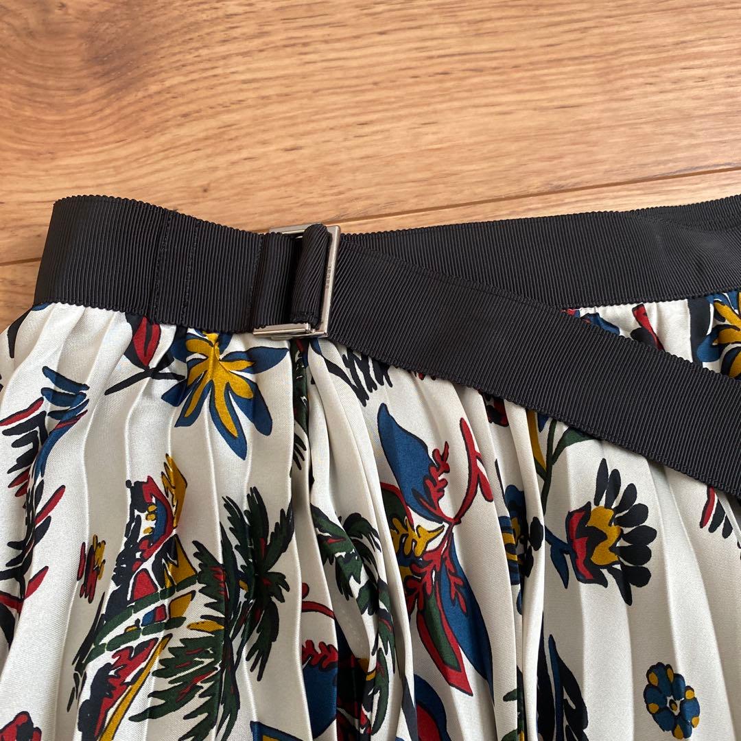 sacai サカイ プリーツスカート
