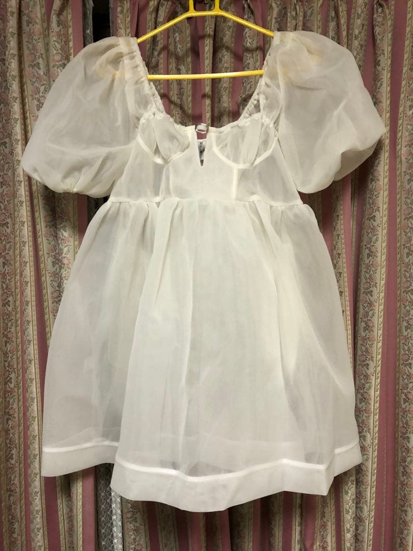 発送3/9 HerPraha Flare puffy dress (ivory)